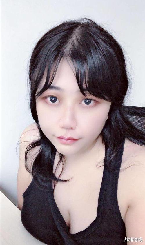 爆料主播素颜视频,揭秘网络红人的真实面貌  第2张