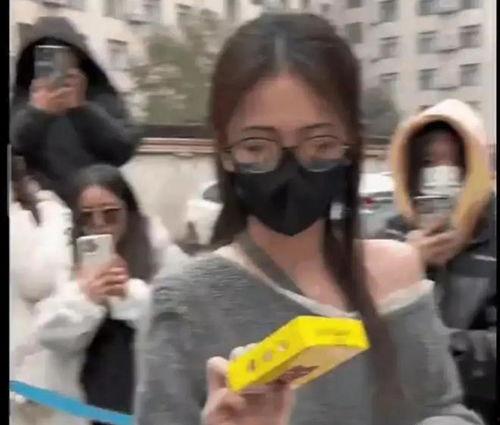 娱乐故事吃瓜八卦,揭秘明星背后的那些事儿  第2张